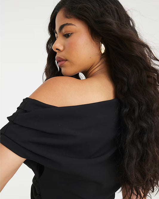 Black Short Sleeve Ruched Midi Dress